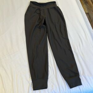 EUC Old Navy Powersoft Elevate Legging M Tall